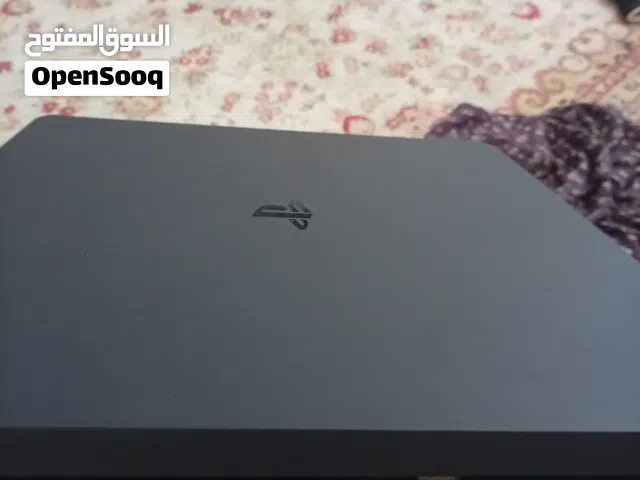 بلايستيشن 4 سليم.   ps4
