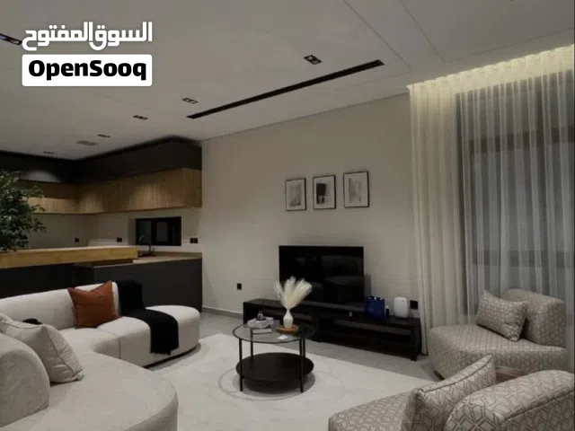 شقة فاخره للإيجار اليومي او الشهري بموقع مميز بالمهندسين