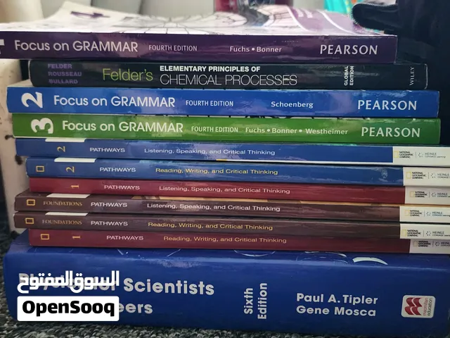 400 كتاب فاخر ونادر بسعر بسيط جدا. 400 rare, high-quality books at a very low price.