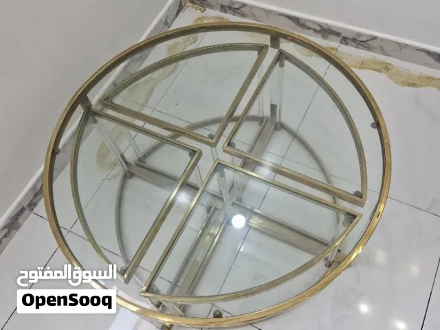 طاوله مستعمل نظييف ب250 ريال