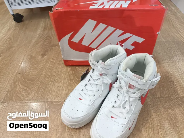 Women's Nike Air Force 1 Mid White/Red – High Quality Class A