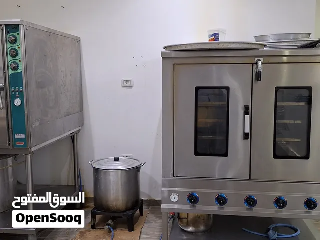 معمل للايجار بالمعدات