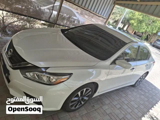 2017 نيسان التيما SV