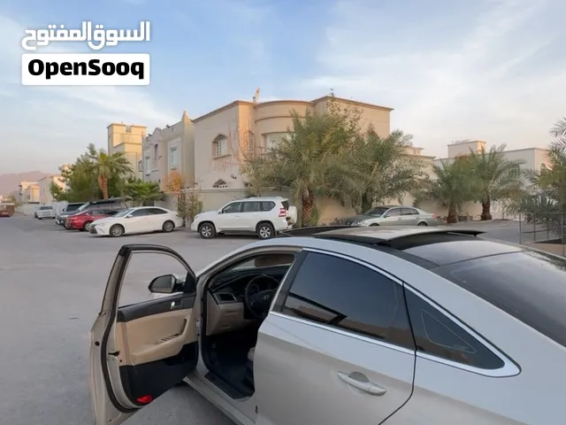 هيونداي سوناتا للبيع