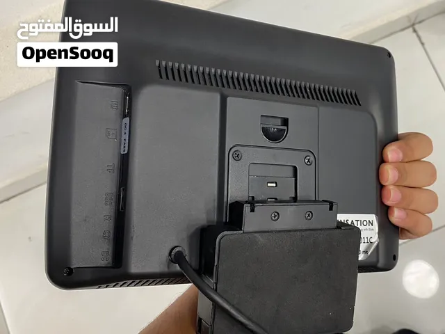 شاشتين للسيارات