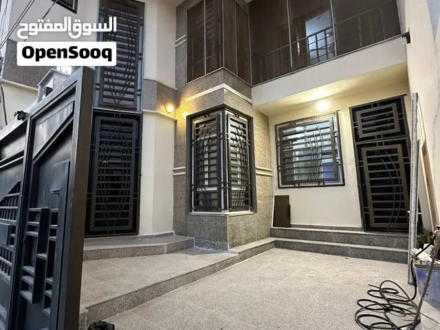 دار للايجار في كربلاء المقدسة حي الاسكان خلف المجمعات الطبيه مطل علئ ساحة