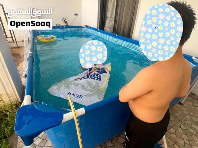 مسبح عائلي حجم كبير من ماركة انتيكس