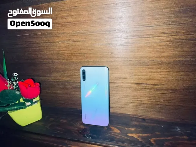 Huawei P30 in Rabat