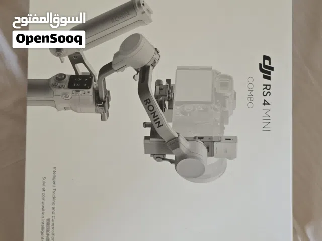 سلام عليكم  قنبل DJI RS4 MINI ComBO للبيع