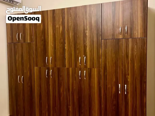 دولاب وسرير وكمدينو للبيع