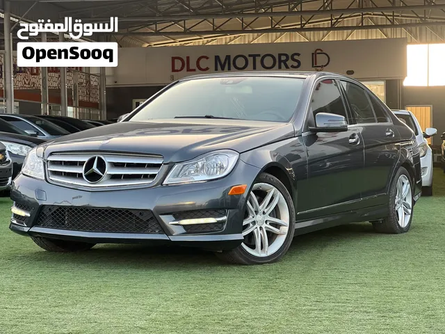 مرسيدس C300 4MATCI 2014M ممشى 150000 فل مواصفات  باللون الاسمنتي المميز  داخلية باللون البيج