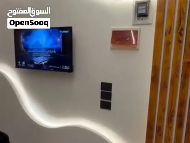 محل للبيع.