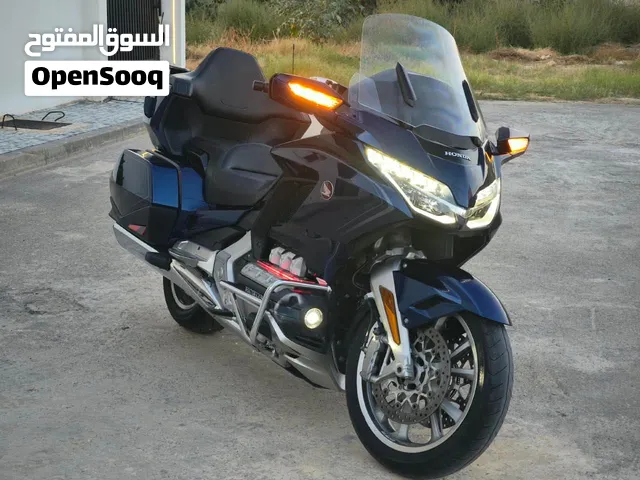 هوندا قولد وينق موطو احكي في جديد بسم الله مشاءالله ولا عيب سرفز كامل موطو تبي فارسهااا فقط