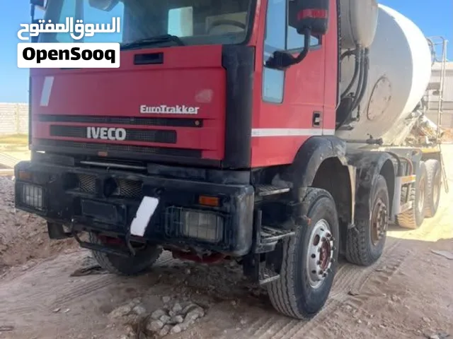 ماشبه 500 الف جمرك قاعده بحالتها من برا شاصي 10 ملي
