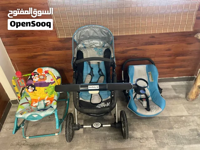 عرباية أطفال مع كارسيت وهزاز