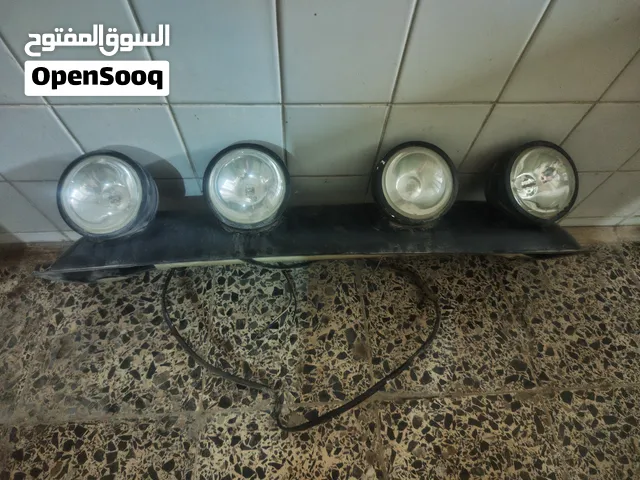 كشافات تنشد على قمارة السيارات