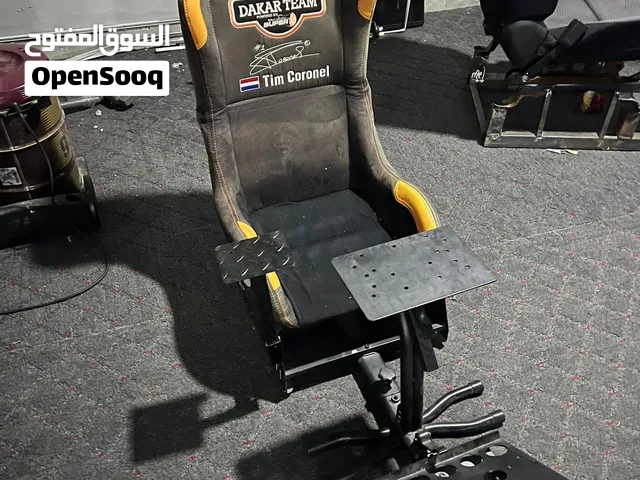 كراسي محاكاه قياده