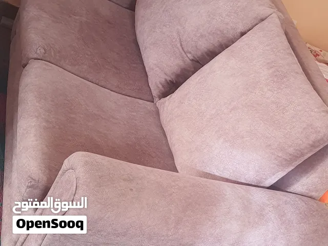 طقم كنب بحالة جيده