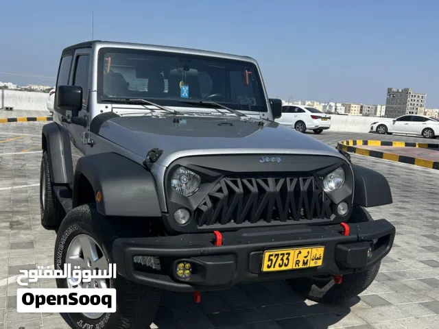 جيب رانجلر موديل 2015 نظيف جداً جداً