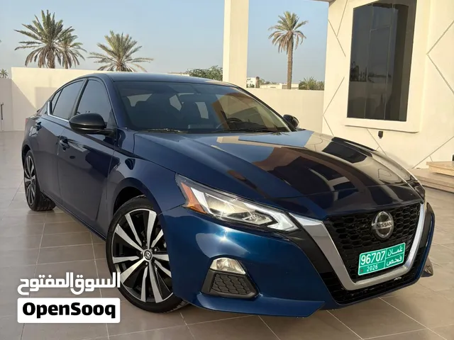 Used Nissan Altima in Al Batinah