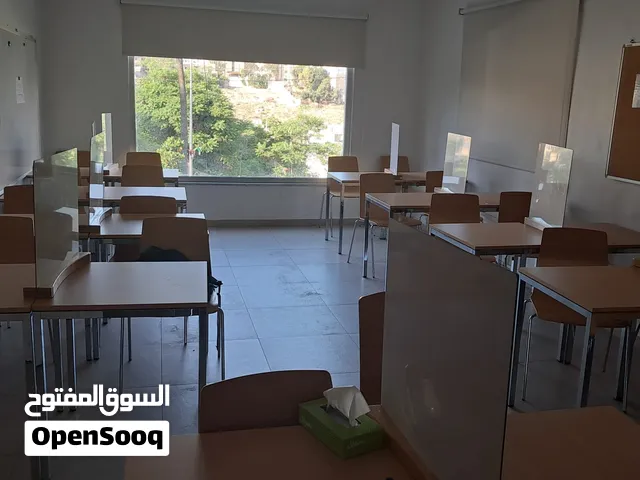 مدرس لغة المانية ماجستير في اللغة الألمانية خبرة 15 سنة في جامعات ومعاهد في المانيا والاردن
