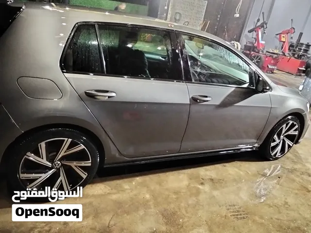 جولف 2014 للبيع