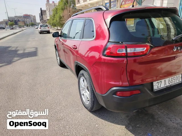 جيب شيروكي موديل 2017 رقم ذي قار انكليزي تحويل مباشر صور الحادث موجوده بالمنشور وبسعر مناسب 85 ورقة