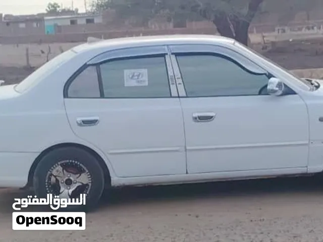 اكسنت فيرنا موديل 2000  قير عادي
