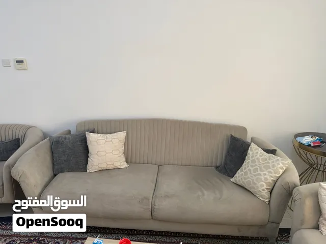 اثاث صالة مستعمل للبيع homes r us