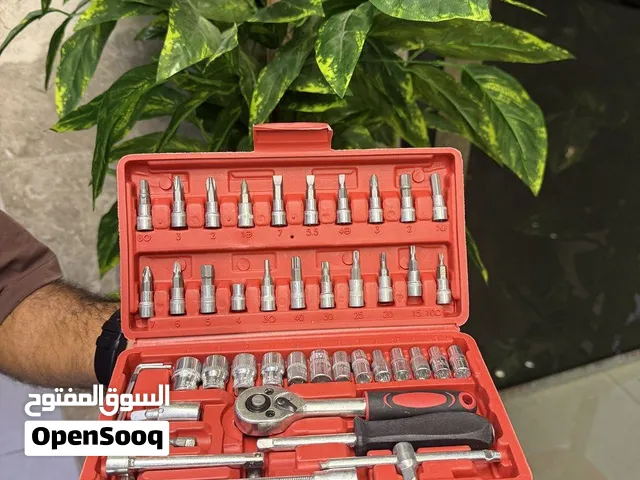 طقم مفاتيح مع لقم 46 قطعه
