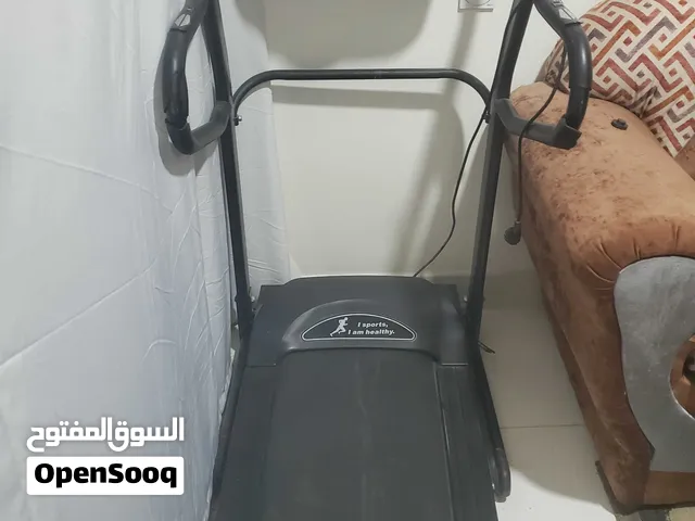 اله رياضية مشايه كهربائية