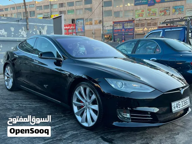 للبيع S p85 اللون اسود فل بانوراما