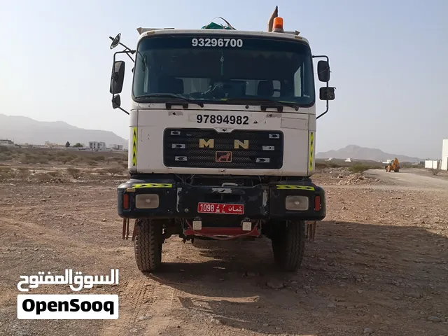 man tipper 2002