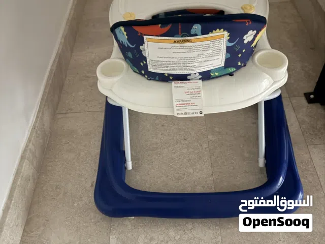 مارش اطفال للمشي يساعد على مشي بدون العاب