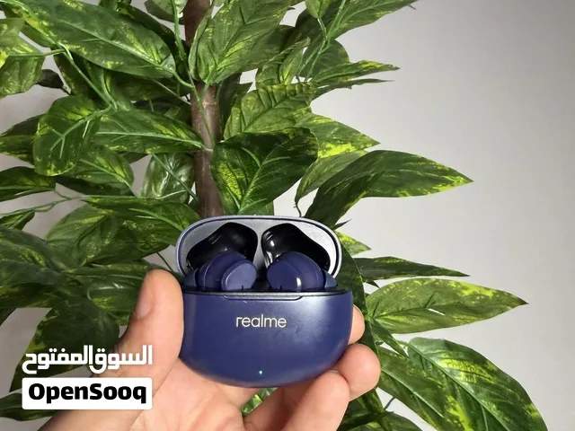 ايربود سماعات ريلمي ضمانT110 لون ابيض و اسود و نيلي عمر حتى 18 ساعة