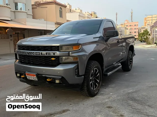 للبيع شيفروليه سيلفرادو موديل 2020