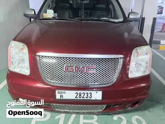 GMC Yukon 2011 SLT – Full Option – 7 Seater – American Specs