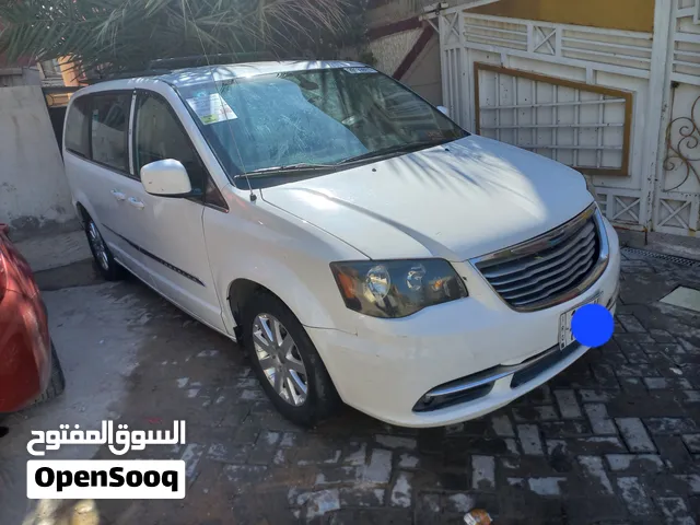 دوج كلايسلر رقم بغداد، مكانها بغداد جاهزه من كل شي يرنرادلها زوج تاير أمامي ،والباقي كله تمام