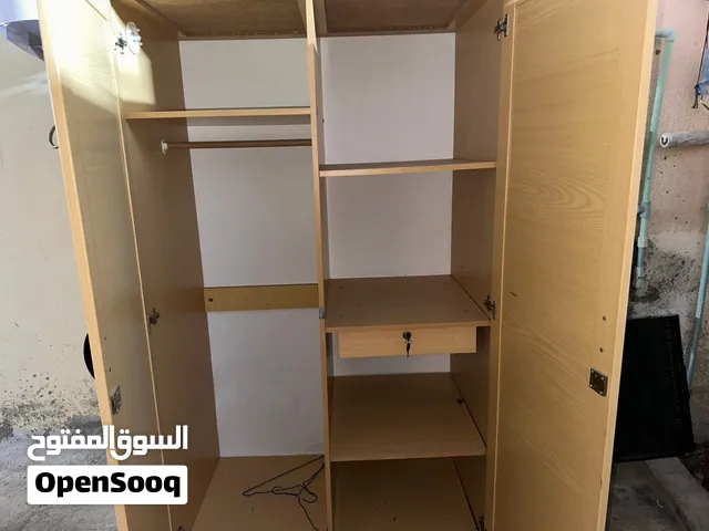 خزانه ملابس كبيره للبيع