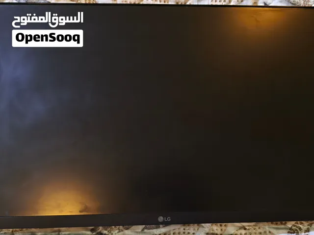 شاشة نوع LG حجم 24 انج التردد 100 هيرتز