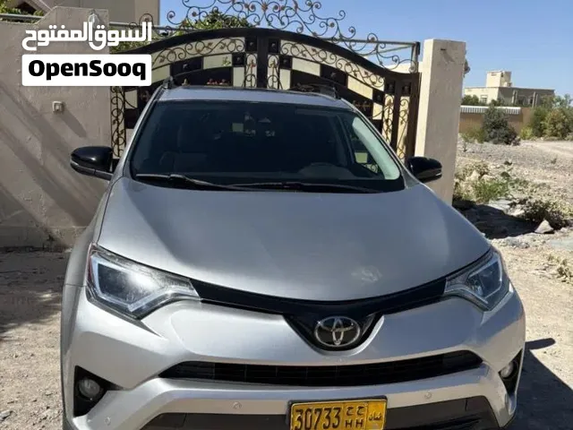 تويوتا راف فور 2018 XLE أسمنتي معرضة للبيع مع دفع كاش، مرخصة، موديل أمريكي، أسيوي