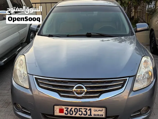 للبيع نيسان التيما 2010