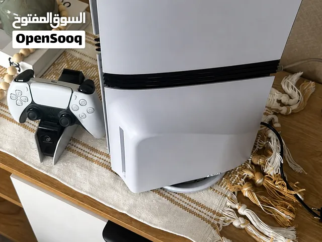 بلاستيشن 5 برو نسخة سي دي مع يد واحدة اصلية
