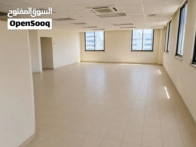 طابق مكاتب للإيجار 665م2 في الشميساني – مجمع حمزه التجاري