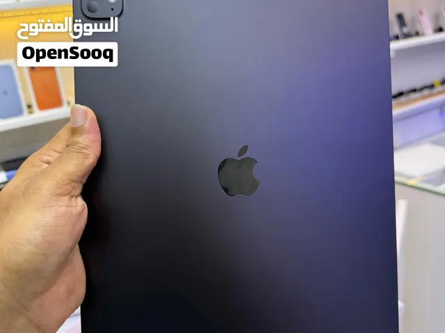 Apple iPad Pro M5-13-inch 256G Under Warranty Apple 7Months Available Batry Health 100% 21cyel