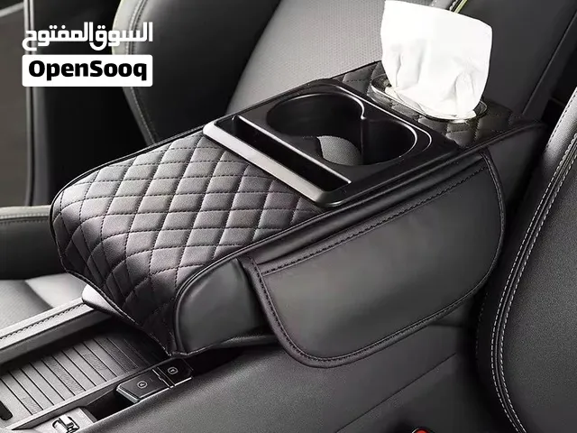 مسند وحامل أكواب ومناديل للسيارة