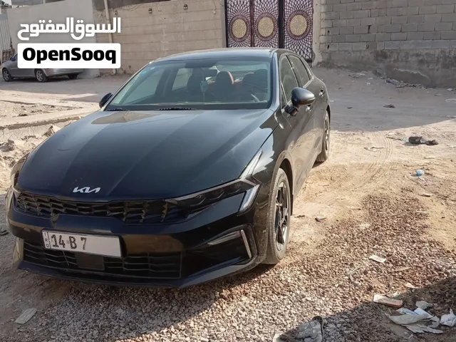 Used Kia K5 in Basra