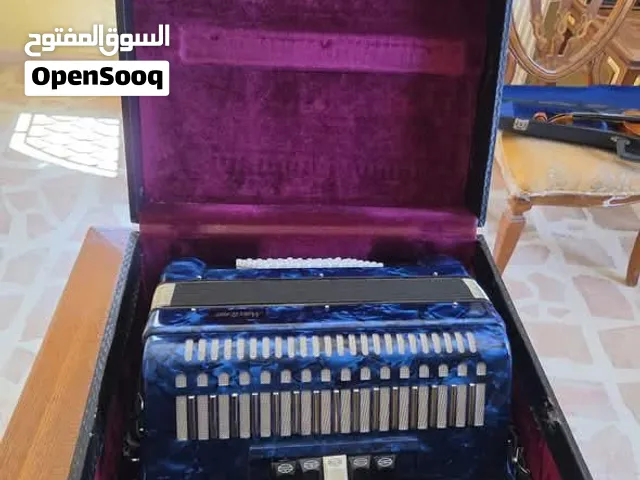 أكورديون Maxtone TA 7234 – حالة ممتازة مستعمل قليلا بحاله ممتازة جدا السعر قابل للتفاوض
