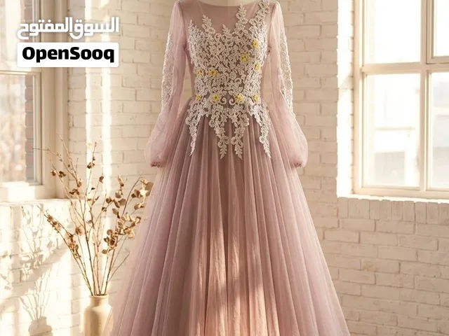 فساتين وبلوزه وجمبسوت