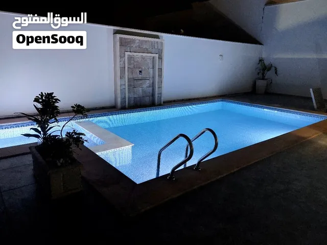 استراحة للبيع عين زارة شارع الورد